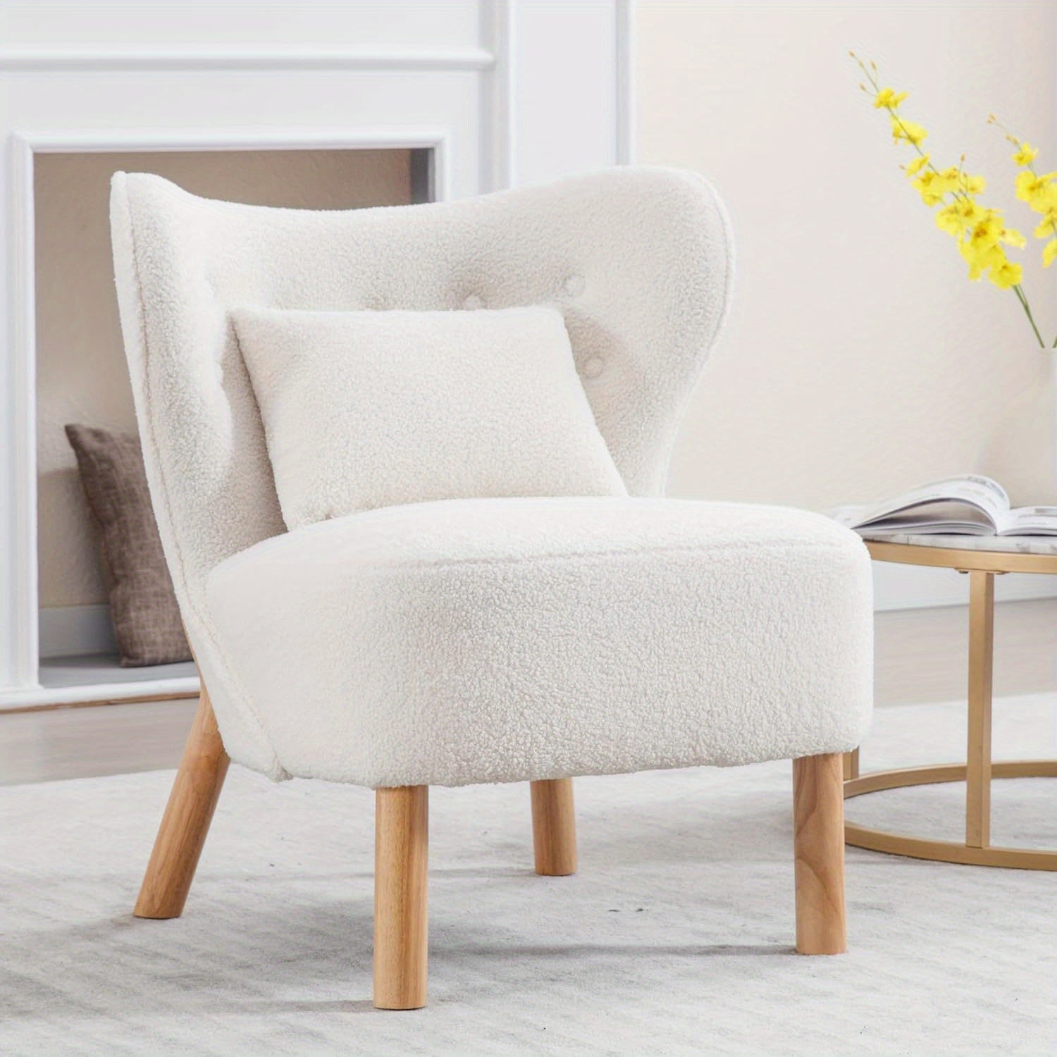 1pc Cozy Sherpa Upholstered Accent Chair with Curved Backrest - Modern Reading Chair with Lumbar Support, Wooden Legs & Armrests, Perfect for Living Room, Bedroom, or Office - Easy to Clean, Brown, Chair for Living Room