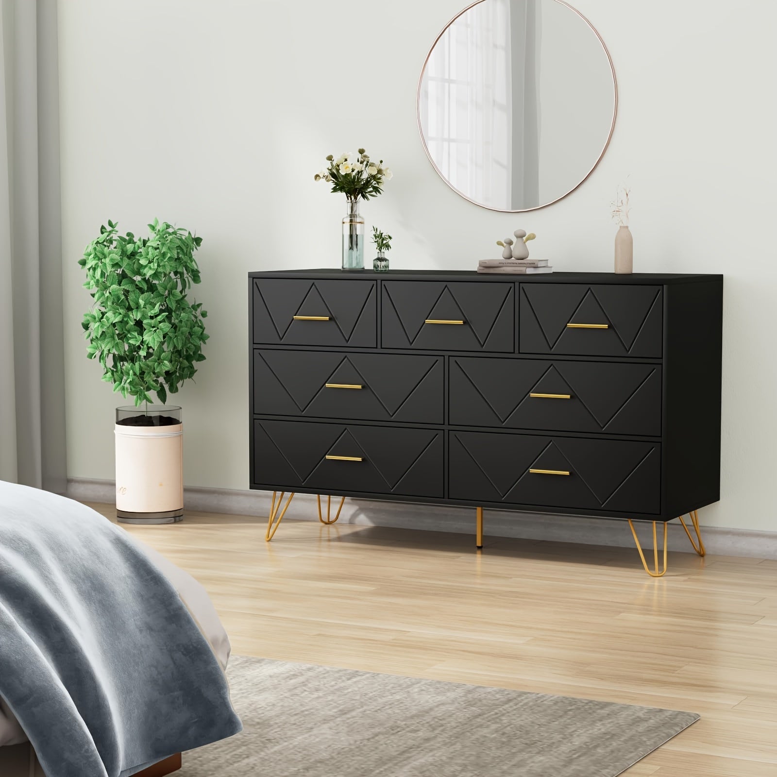 Dresser for Bedroom 7 Drawer Dresser with Wide Drawers and Metal Handles Wood Dressers & Chests of Drawers for Hallway