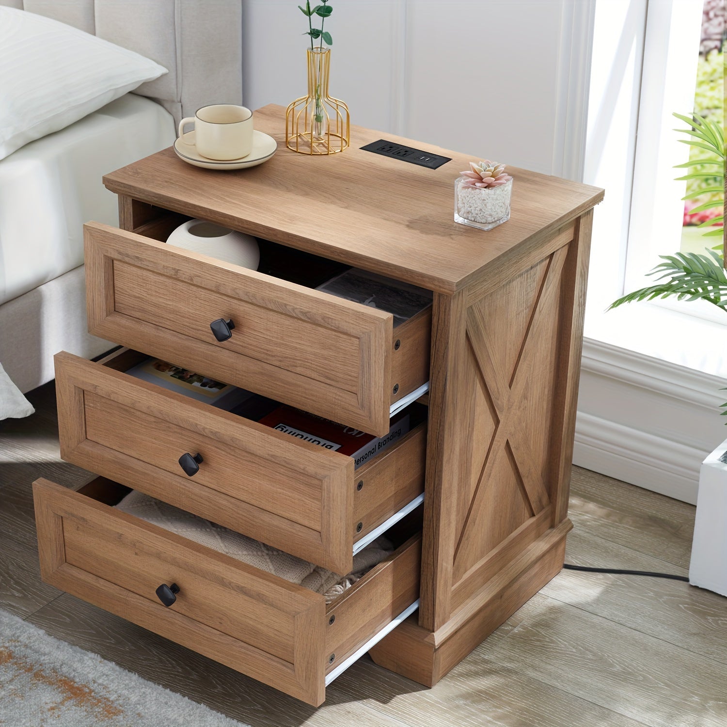 Dresser for Bedroom with 3 Drawers, Modern Dresser with Charging Station Small Chest of Drawers, Wood Storage Organizer Dresser, End Table/Nightstand for Living Room, Hallway, Natural Oak