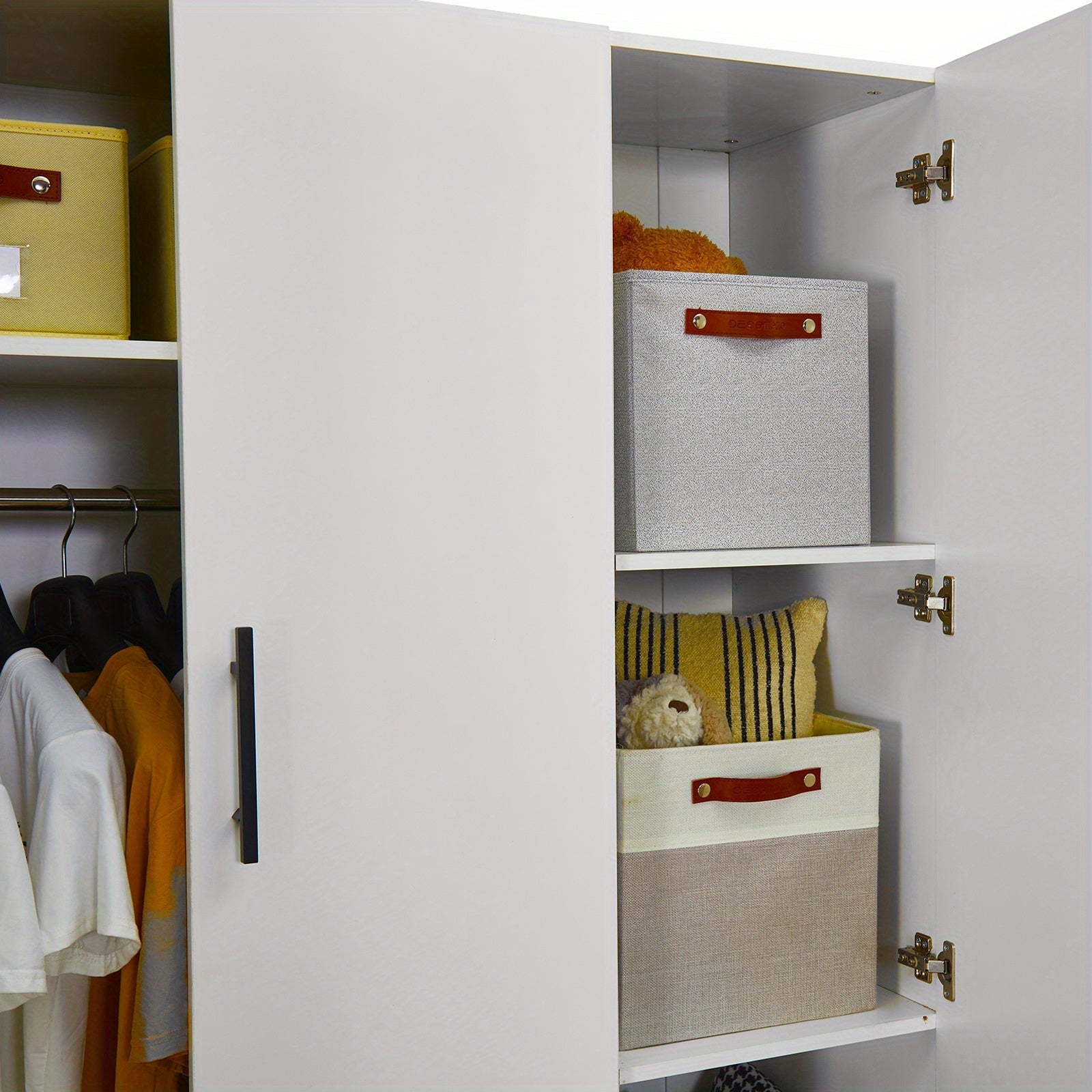 4-Door Armoires Wardrobe Closet with Hanging Rods & Drawers, Wood Bedroom Wardrobe for Clothing Storage