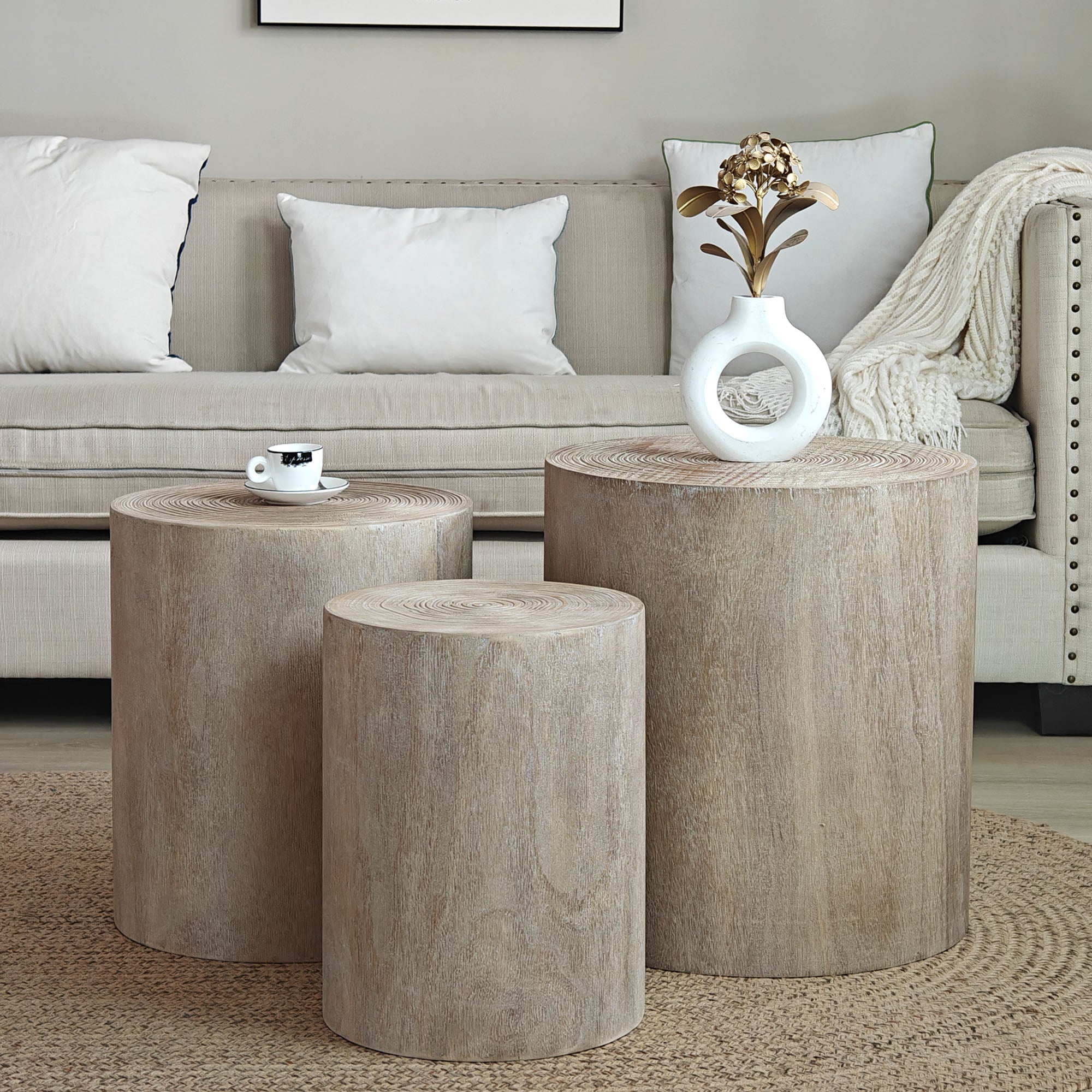 Set of 3 Nautral Wood Coffee Table with clear and visible tree rings