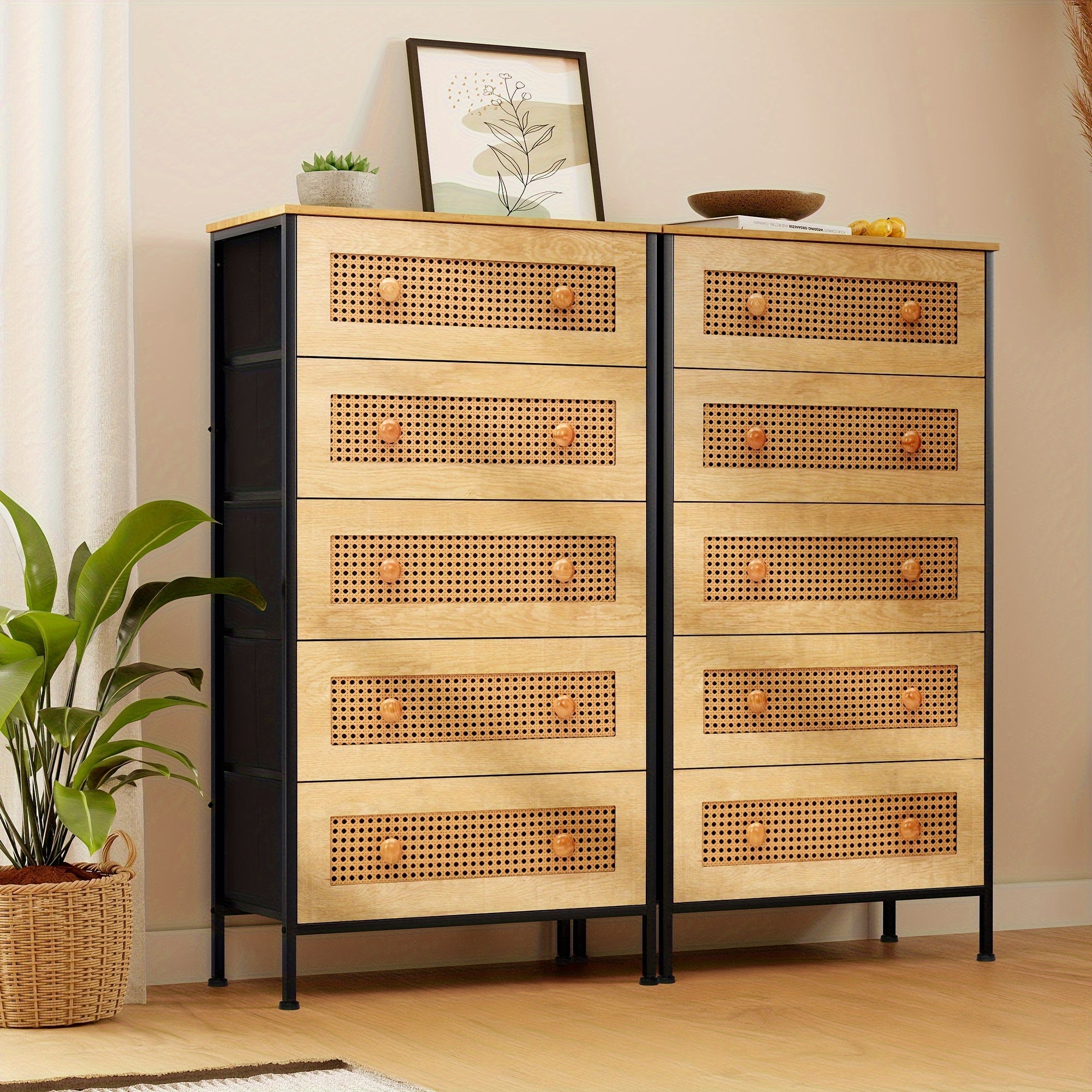 Dresser for Bedroom, Storage Drawers, Rattan Dresser Storage Tower with 5 Drawers, Chest of Drawers with Fabric Bins, for Kid room, Closet, Entryway, Nursery