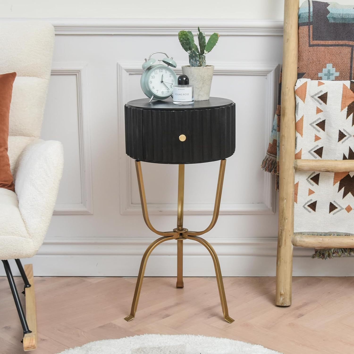 1pc Classic Round End Table, Solid Wood Nightstand with Metal Frame, French Style Side Table, Lightweight, MDF & Hardwood Construction, with Storage Drawer, for Living Room, Bedroom, Black