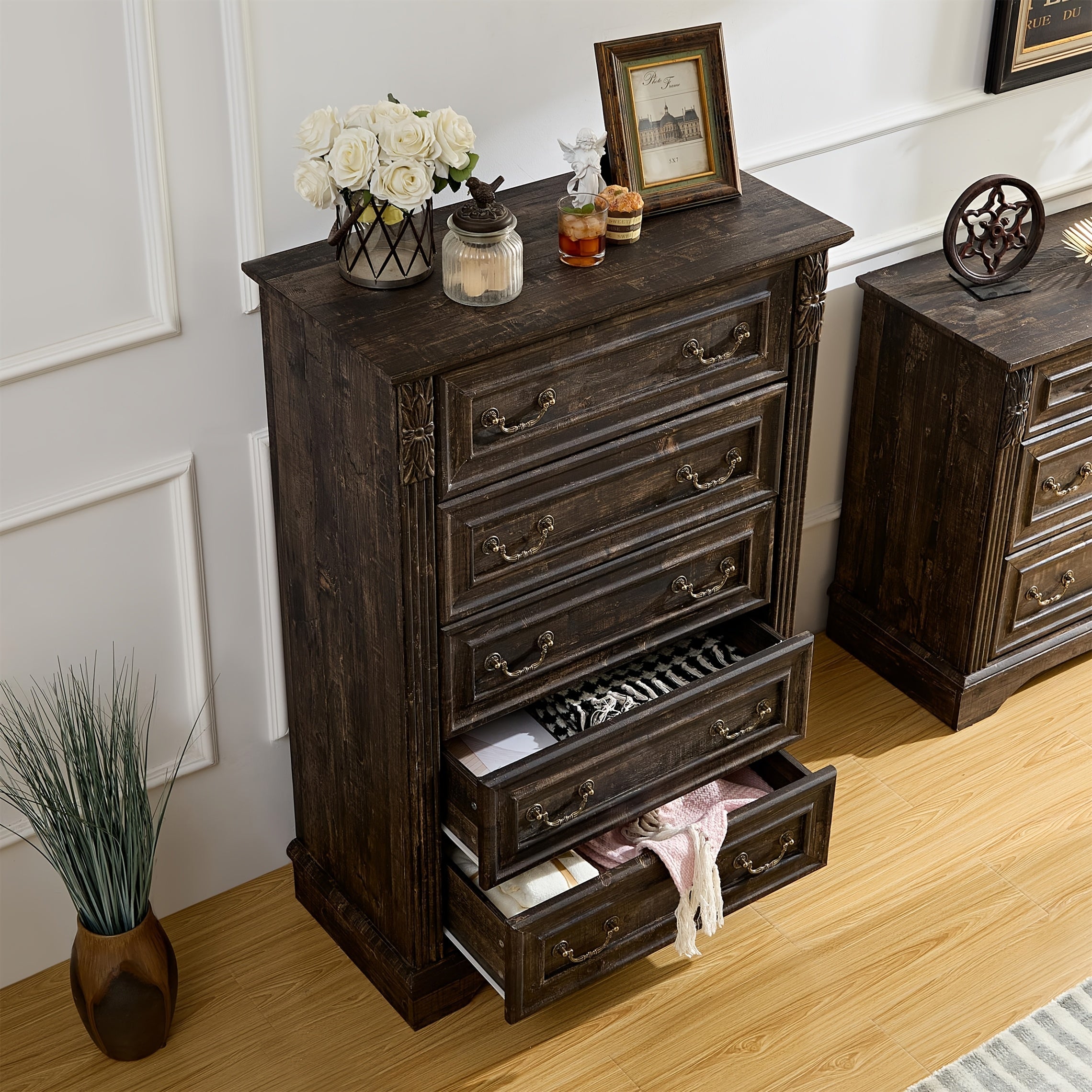 Rustic Oak Farmhouse Dresser with 5 Drawers - Tall Wooden Vanity for Bedroom, Carved Pilasters, Ideal for Closet & Hallway Storage